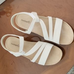White baretraps sandals 8M